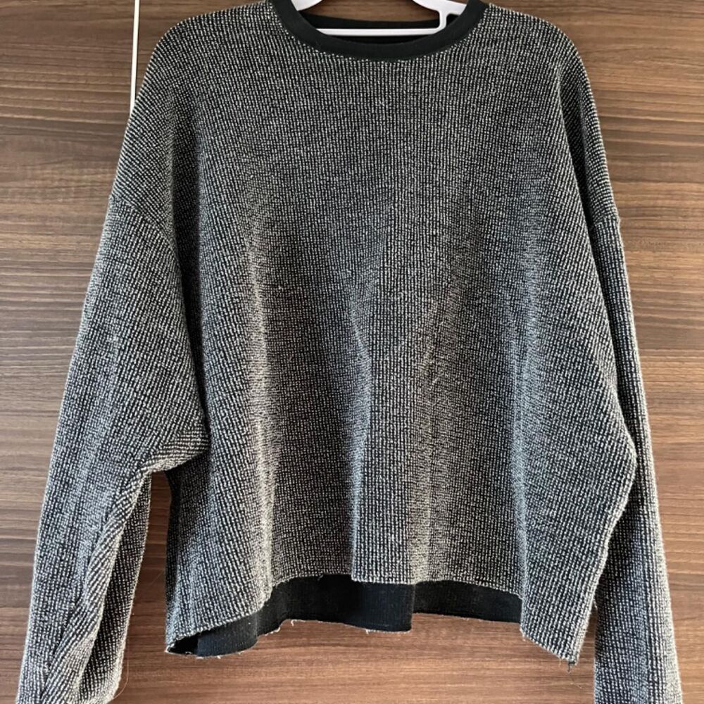 Nike Women's Black and Grey Jumper